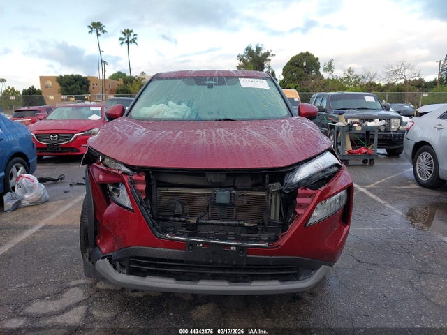 JN8BT3BA4PW009058 Nissan Rogue Sv Fwd