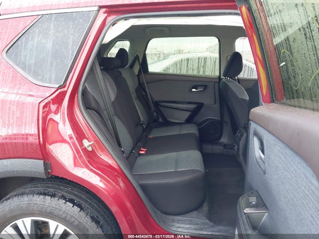 JN8BT3BA4PW009058 Nissan Rogue Sv Fwd