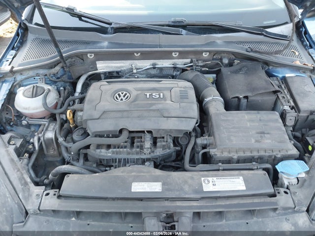 3VW017AU2HM502537 Volkswagen Golf Sportwagen Tsi S