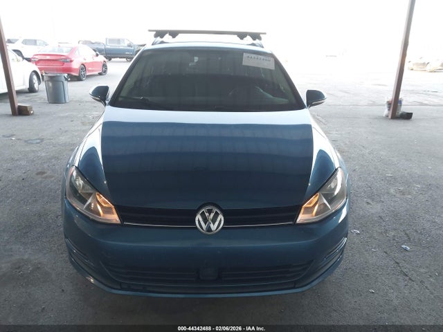 3VW017AU2HM502537 Volkswagen Golf Sportwagen Tsi S