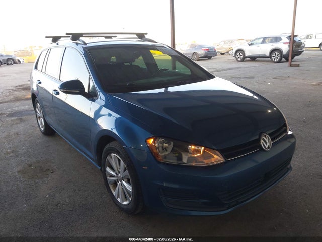 3VW017AU2HM502537 Volkswagen Golf Sportwagen Tsi S
