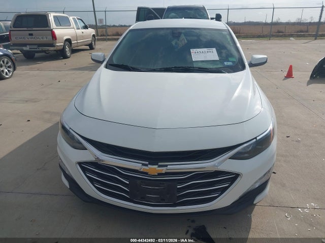 1G1ZD5ST7NF104319 Chevrolet MALIBU LT