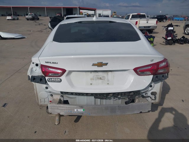 1G1ZD5ST7NF104319 Chevrolet MALIBU LT