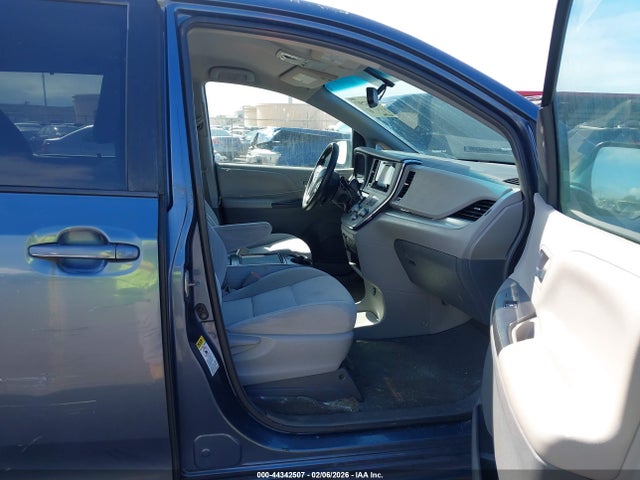 5TDKK3DC1FS649434 Toyota Sienna Le 7 Passenger/le 8 Passenger