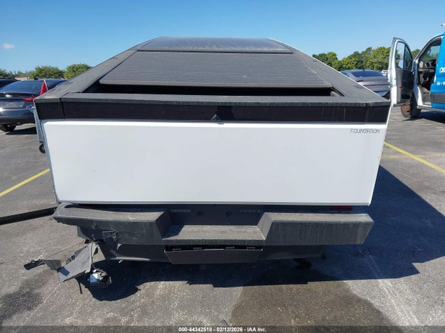 2025 Tesla Cybertruck All-wheel Drive მანქანა იყიდება აუქციონზე, vin: 7G2CEHED7SA074376, აუქციონის ნომერი: 44342518