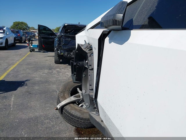 2025 Tesla Cybertruck All-wheel Drive მანქანა იყიდება აუქციონზე, vin: 7G2CEHED7SA074376, აუქციონის ნომერი: 44342518