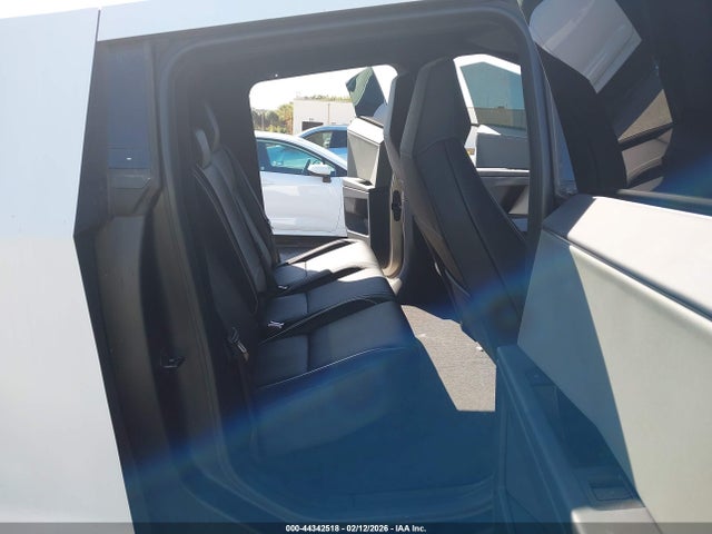 2025 Tesla Cybertruck All-wheel Drive მანქანა იყიდება აუქციონზე, vin: 7G2CEHED7SA074376, აუქციონის ნომერი: 44342518