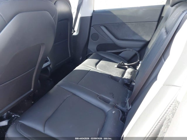 2025 TESLA MODEL Y 7SAYGDEE4SA337897 Photo 7