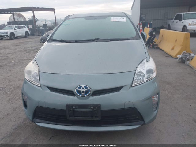 JTDKN3DU0F1999912 Toyota Prius Two