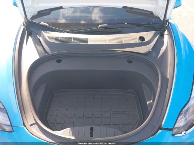 2023 TESLA MODEL 3 5YJ3E1EA4PF643792 Photo 9