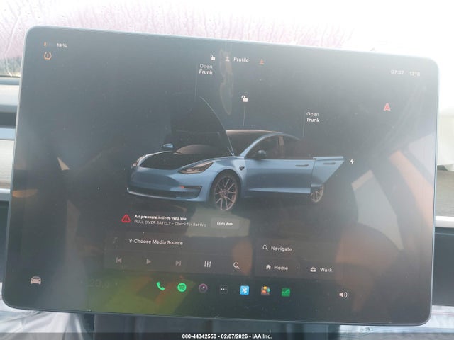 Tesla Model 3 Rear-wheel Drive 2022 5YJ3E1EA2NF167958 Image 17