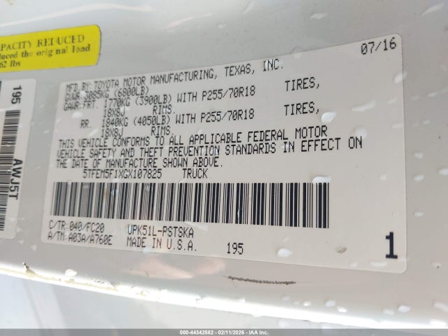 5TFEM5F1XGX107825 Toyota Tundra Sr5 4.6l V8