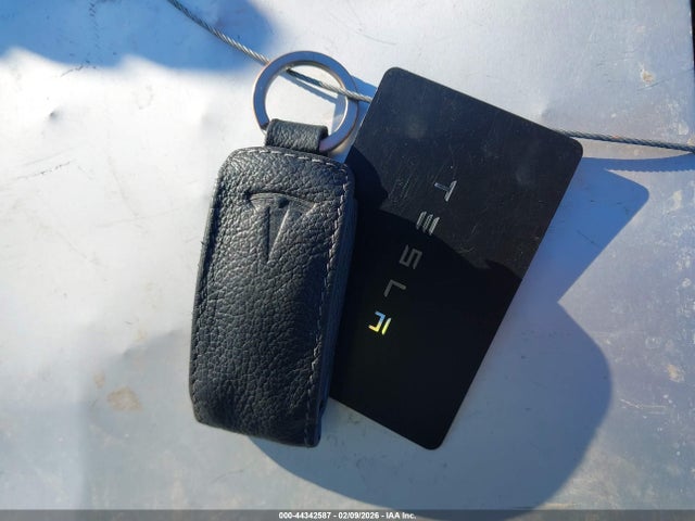 Продажа на аукционе авто 2016 Tesla Model S 60d/70d/75d/85d/90d, vin: 5YJSA1E27GF168591, номер лота: 44342587