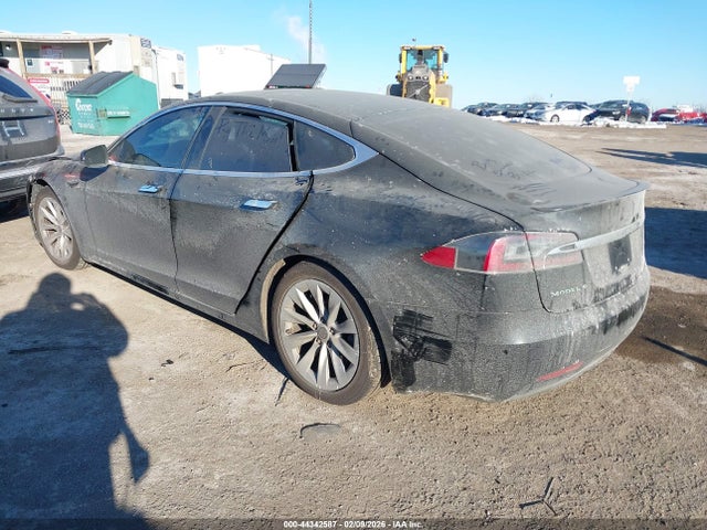 Продажа на аукционе авто 2016 Tesla Model S 60d/70d/75d/85d/90d, vin: 5YJSA1E27GF168591, номер лота: 44342587