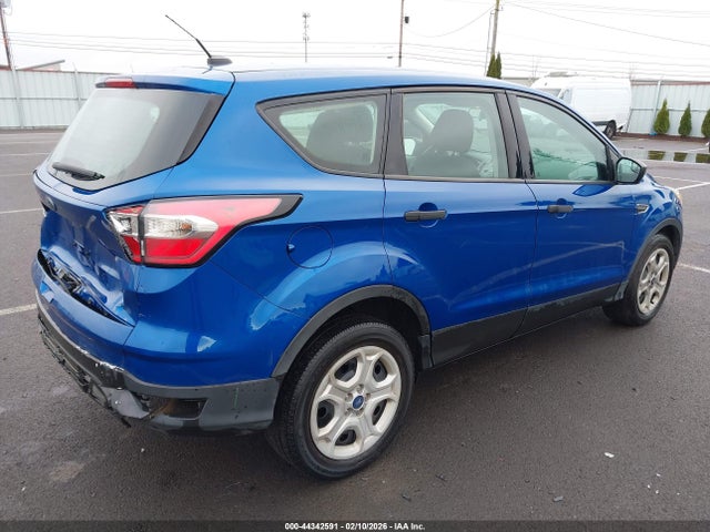 Продажа на аукционе авто 2017 Ford Escape S, vin: 1FMCU0F7XHUC80886, номер лота: 44342591