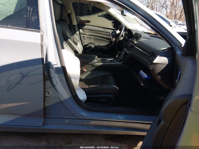 2022 HONDA ACCORD 1HGCV1F48NA097725 Photo 4