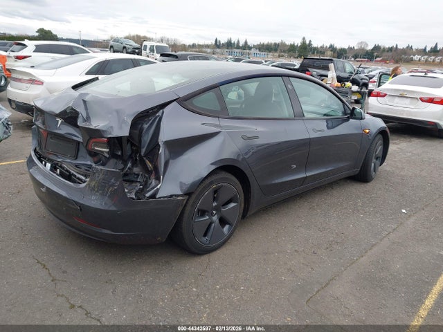 2023 TESLA MODEL 3 5YJ3E1EA0PF669130 Photo 3