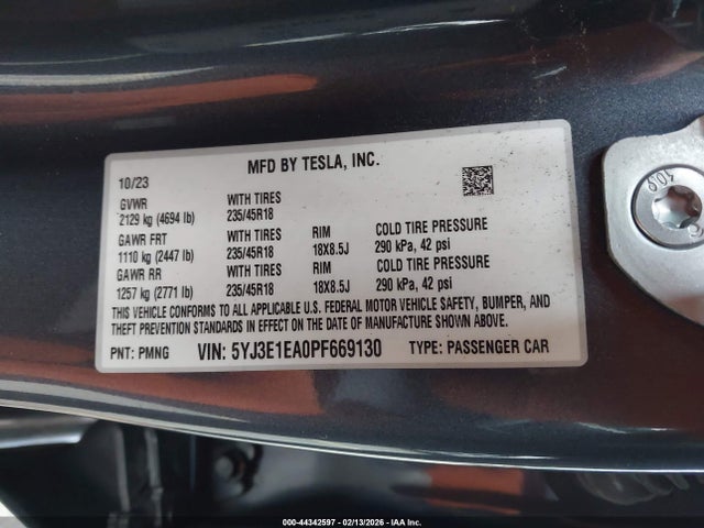 2023 TESLA MODEL 3 5YJ3E1EA0PF669130 Photo 8