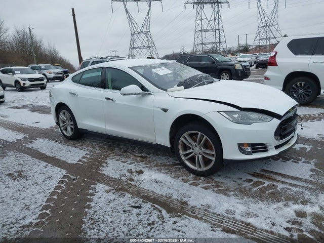 2014 TESLA MODEL S 5YJSA1H15EFP32416 Photo 0