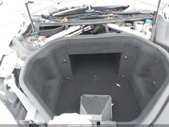 2014 TESLA MODEL S 5YJSA1H15EFP32416 Photo 9