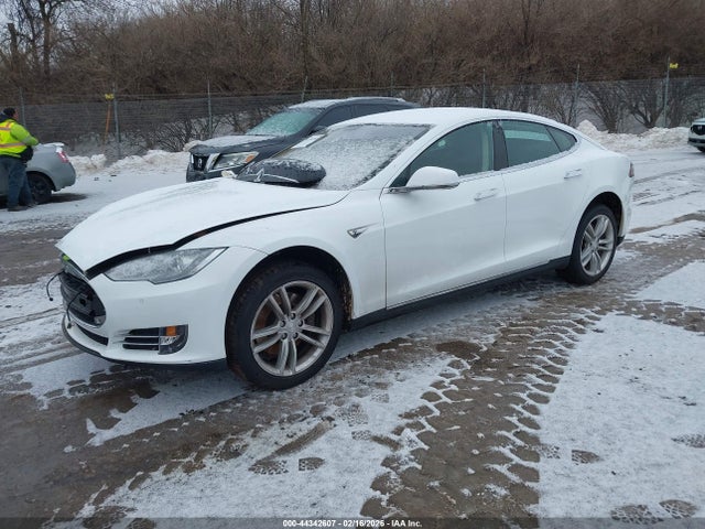2014 TESLA MODEL S 5YJSA1H15EFP32416 Photo 1