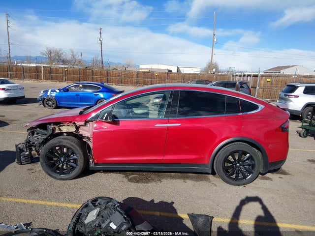 Продажа на аукционе авто 2020 Tesla Model X, vin: 5YJXCBE27LF236937, номер лота: 44342697