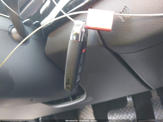 2012 AUDI A8 L WAURVAFDXCN020558 Photo 10