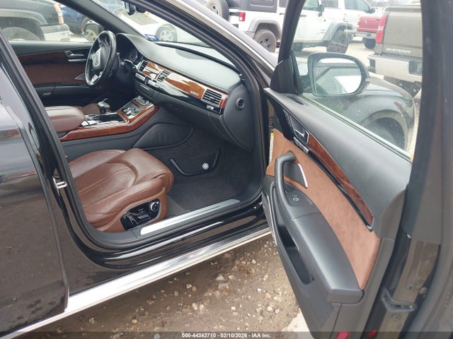 2012 AUDI A8 L WAURVAFDXCN020558 Photo 4