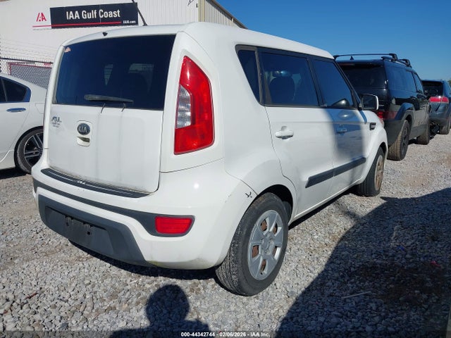 2013 KIA SOUL KNDJT2A55D7570090 Photo 3