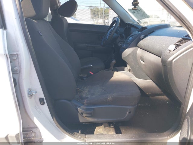 2013 KIA SOUL KNDJT2A55D7570090 Photo 4