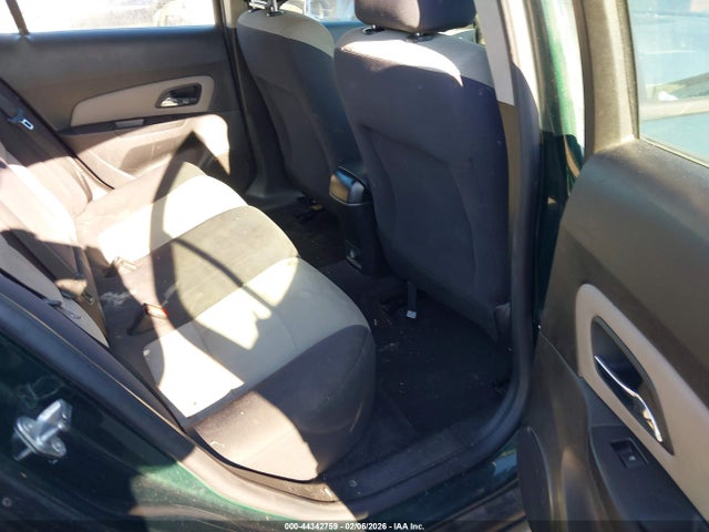 1G1PA5SG5E7202505 Chevrolet Cruze Ls Auto