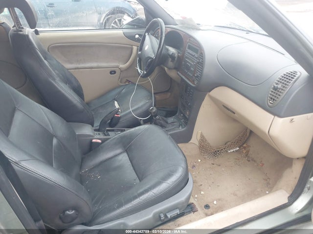 2001 SAAB 9-3 YS3DF75K417011538 Photo 4