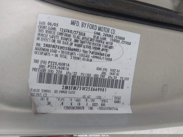 2005 MERCURY GRAND MARQUIS 2MEFM75W25X669981 Photo 8