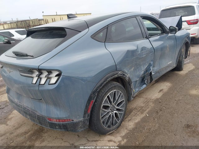 2024 FORD MUSTANG MACH-E 3FMTK3SU3RMA42418 Photo 3