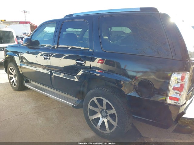 2005 CADILLAC ESCALADE 1GYEK63N25R248709 Photo 2