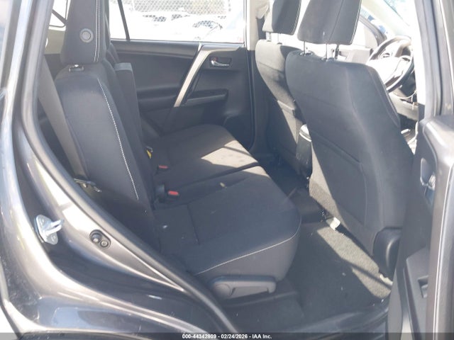 Toyota Rav4 Xle 2016 JTMRFREV3GJ076086 Image 8