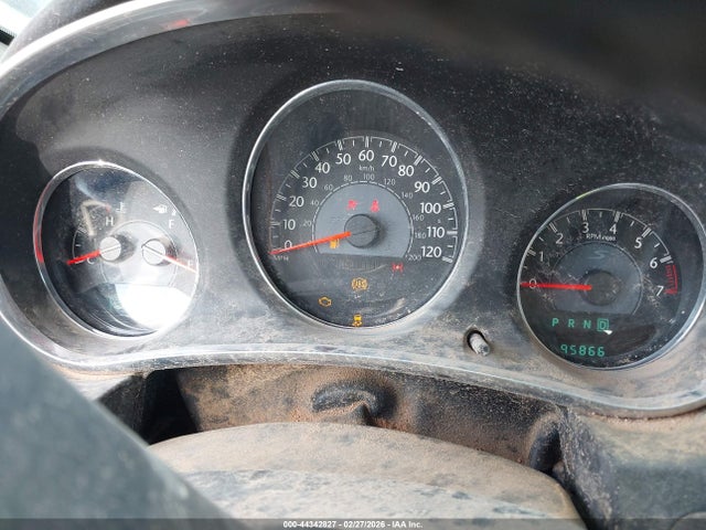 2013 CHRYSLER 200 1C3CCBBG3DN737989 Photo 6