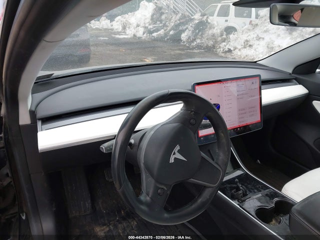 Tesla Model 3 Long Range/performance 2018 5YJ3E1EB2JF085439 Image 20