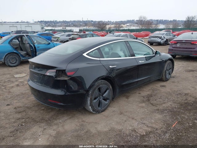 2018 TESLA MODEL 3 5YJ3E1EB2JF085439 Photo 3