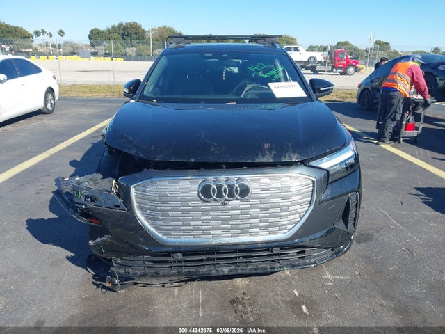 WA1H2BFZ8NP015028 Audi Q4 E-tron Premium Plus 50 Quattro