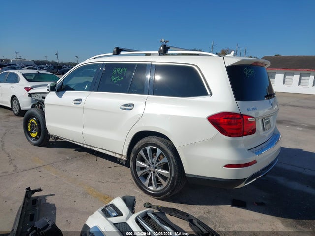 2015 MERCEDES-BENZ GL 350 BLUETEC 4JGDF2EE5FA529328 Photo 2