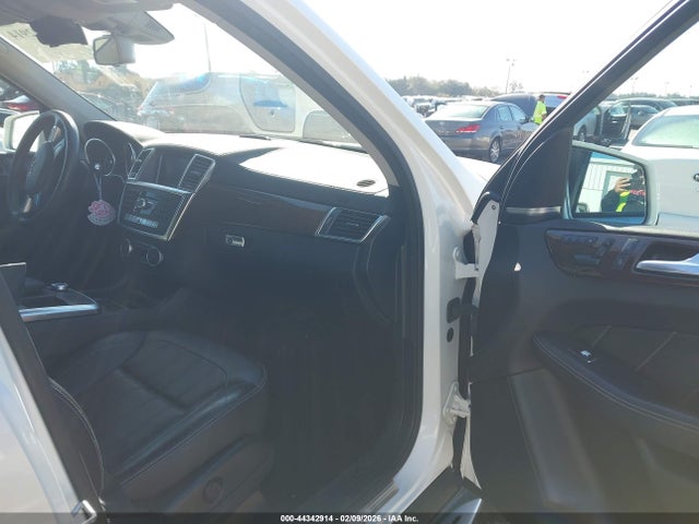 2015 MERCEDES-BENZ GL 350 BLUETEC 4JGDF2EE5FA529328 Photo 4