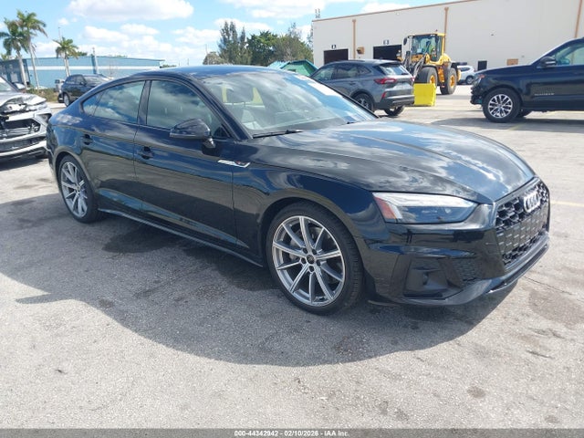 2025 AUDI A5 SPORTBACK WAUDACF56SA008018