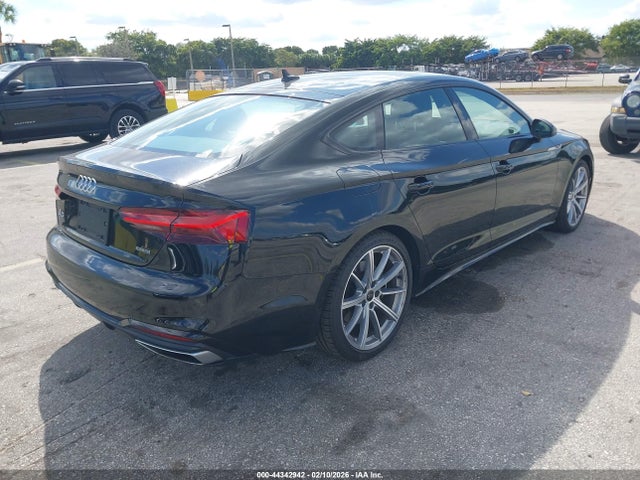 2025 AUDI A5 SPORTBACK WAUDACF56SA008018 Photo 3