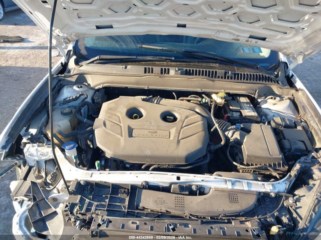 3FA6P0H95HR346104 Ford FUSION SE