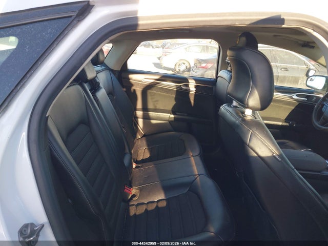 3FA6P0H95HR346104 Ford FUSION SE
