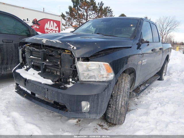 44342961 :رقم المزاد ، 1C6RR7FT7JS187855 vin ، 2018 Ram 1500 Express  4x4 6'4 Box مزاد بيع