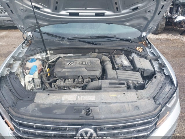 Aukcja sprzedaży 2017 Volkswagen Passat 1.8t Se, vin: 1VWBT7A32HC077039, numer aukcji: 44343020