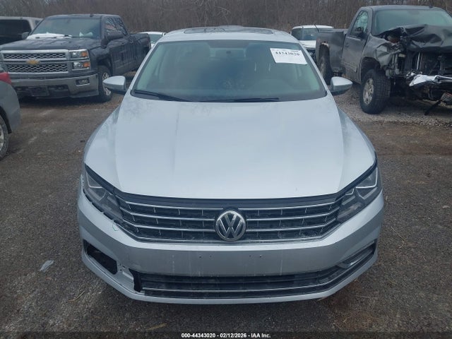 Aukcja sprzedaży 2017 Volkswagen Passat 1.8t Se, vin: 1VWBT7A32HC077039, numer aukcji: 44343020