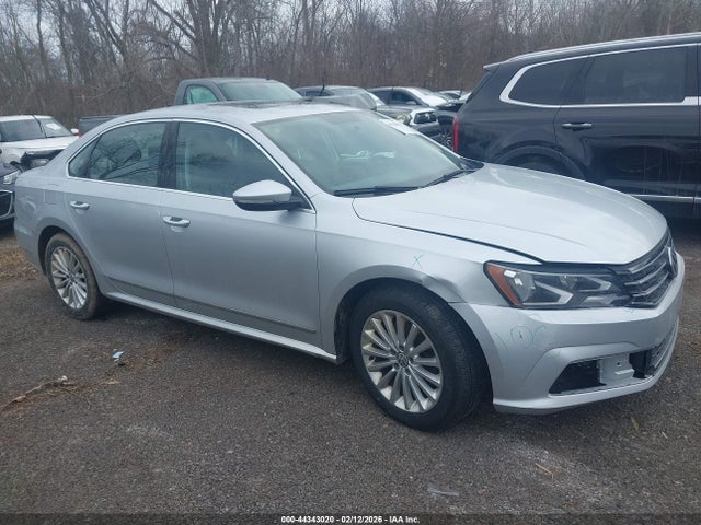 Aukcja sprzedaży 2017 Volkswagen Passat 1.8t Se, vin: 1VWBT7A32HC077039, numer aukcji: 44343020